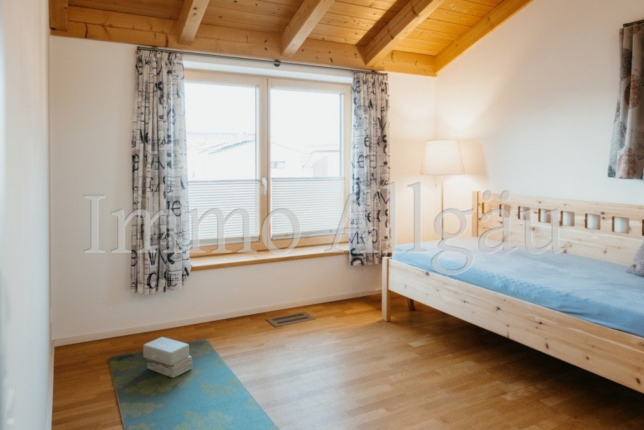 Zimmer OG Einfamilienhaus Mauerstetten