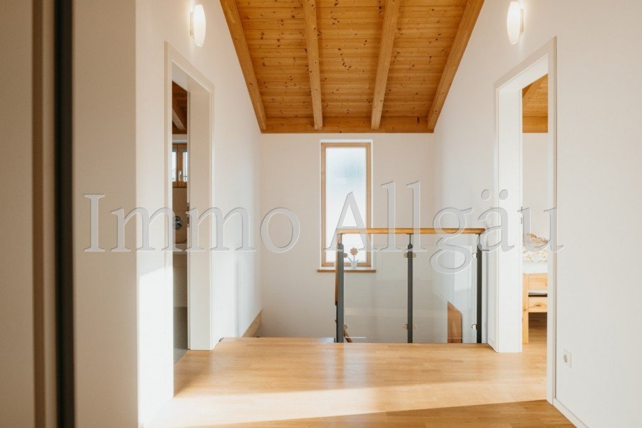 Flur OG Einfamilienhaus Mauerstetten