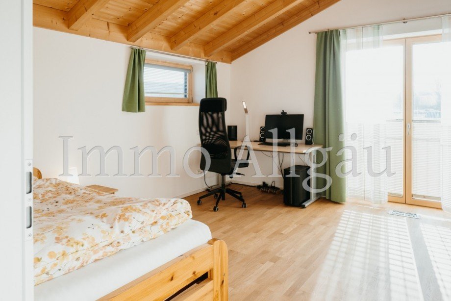 Zimmer OG Einfamilienhaus Mauerstetten