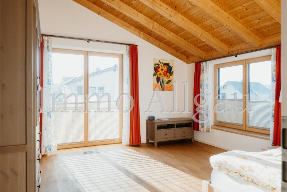 Zimmer OG Einfamilienhaus Mauerstetten